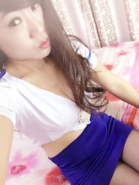 亲切家族主播照片