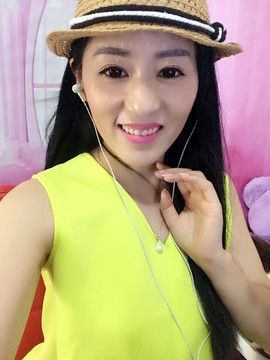 大聆听温主播照片