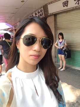 小情羊主播照片