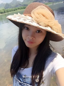 村花😯主播照片