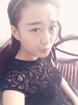 L。↗挚爱丫头主播照片