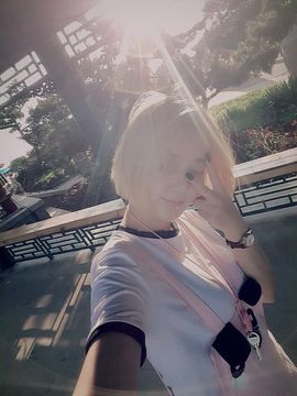 璐宝停播主播照片