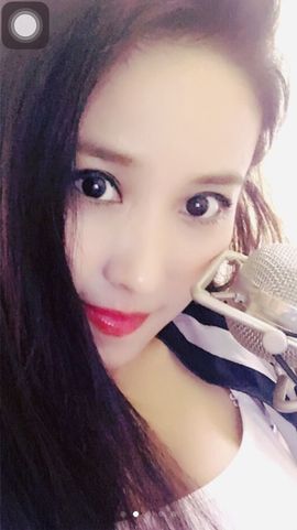 魅丽晴儿主播照片