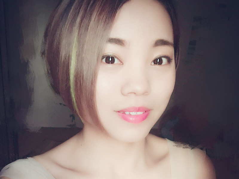 moyi74520的主播海报