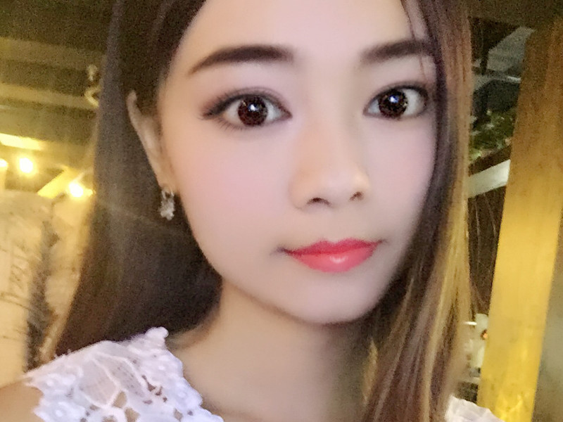 💋-*洛瑾色的主播海报