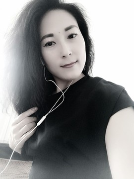 广善第一神偷冷艳辣妈主播照片