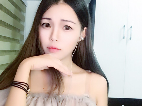 🐠倪昧一i海报