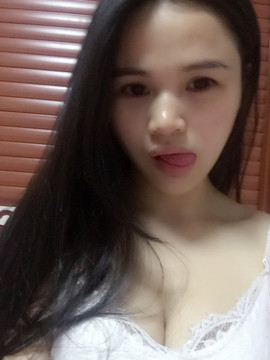 1218189659主播照片