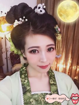╰゛若•.主播照片