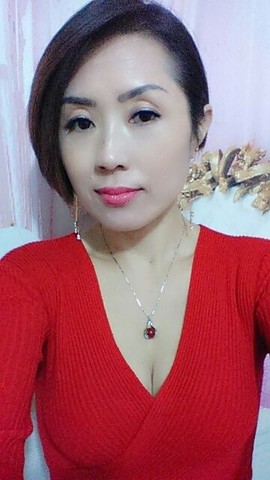 亲切家族主播照片