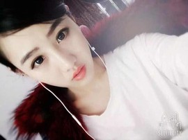 风中的风铃主播照片