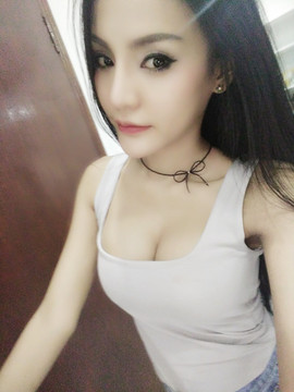 风中的风铃主播照片