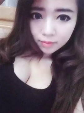 亲切家族主播照片