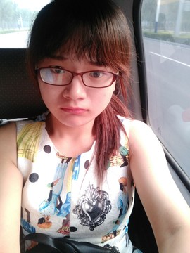 爱的更疯癫主播照片