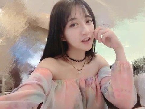 你家甜甜海报