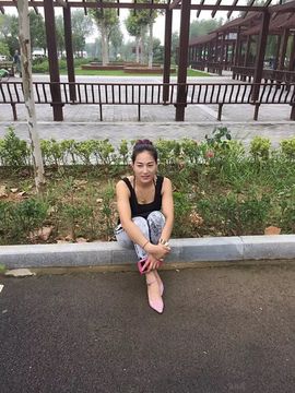 广善第一神偷冷艳辣妈主播照片