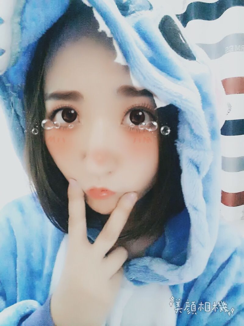 脑脑脑君的主播照片