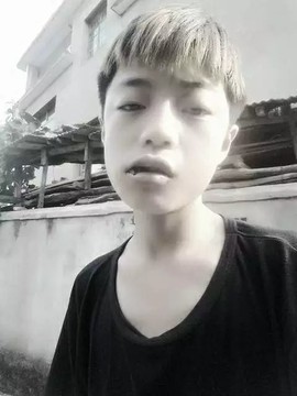昵称违规，请重新修改主播照片