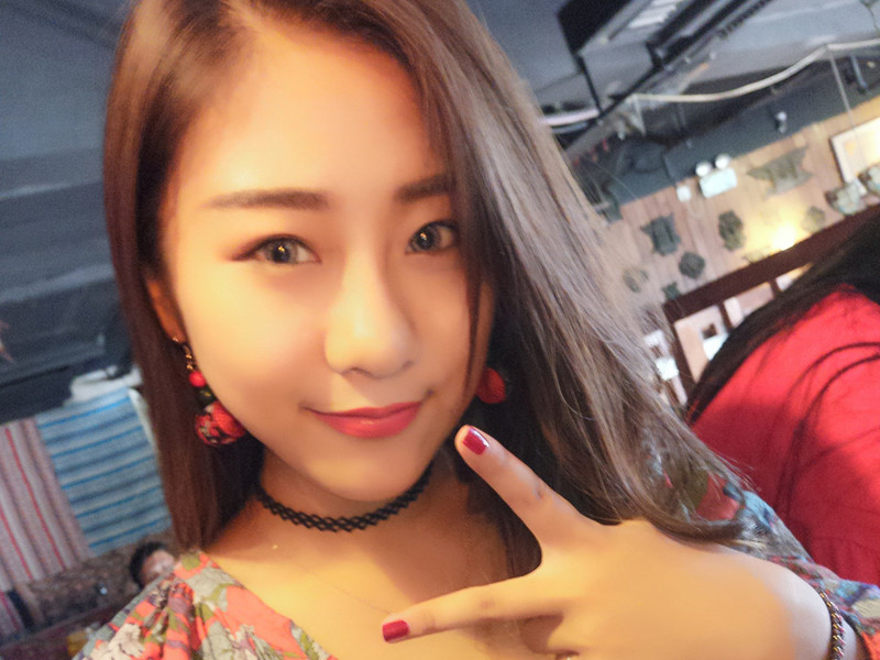 婷小婷子马的主播海报