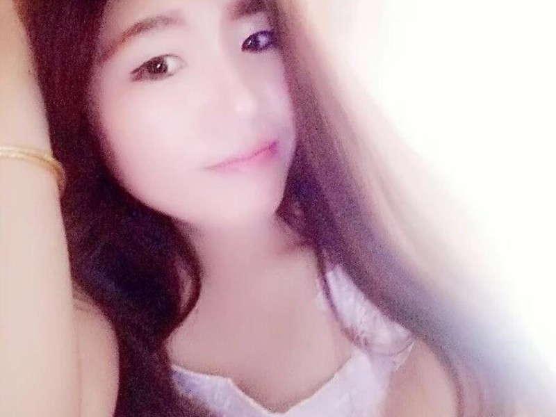 凤儿，求家人的主播海报