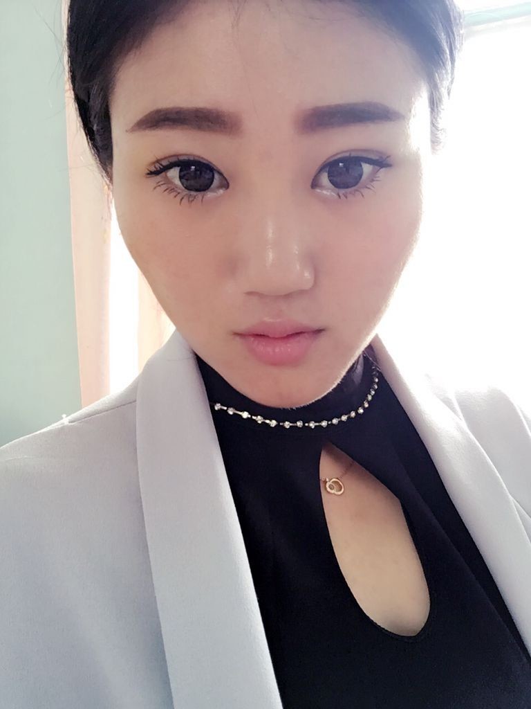 云曦??心隨歌動(dòng)的主播照片