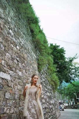 瑞木林莎主播照片