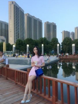 风中的风铃主播照片