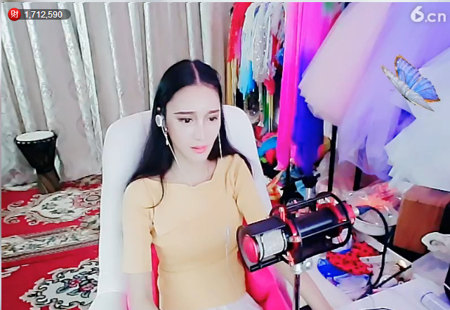 风中的风铃的图片