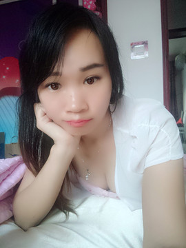 小燕子爱唱歌主播照片