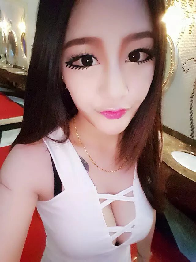 大米璐璐求守護(hù)的主播照片