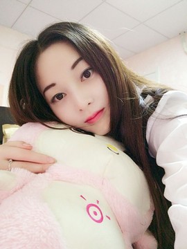 我是一个无名小草主播照片