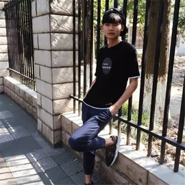 科密24主播照片