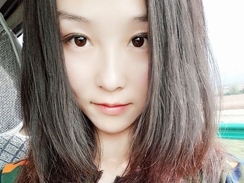 完美妞子海报