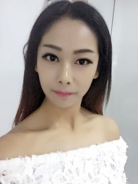 SHOW泰M_婷宝主播照片