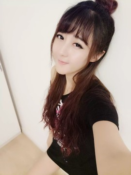 谢小娜、主播照片