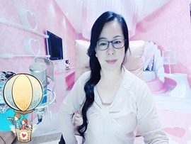 魅力女人唱民歌主播照片