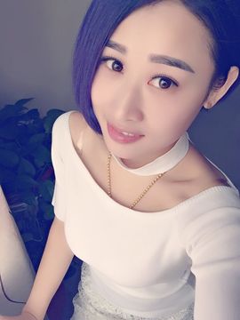 💎阿萨，求升冠主播照片
