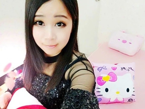 @初七@海报