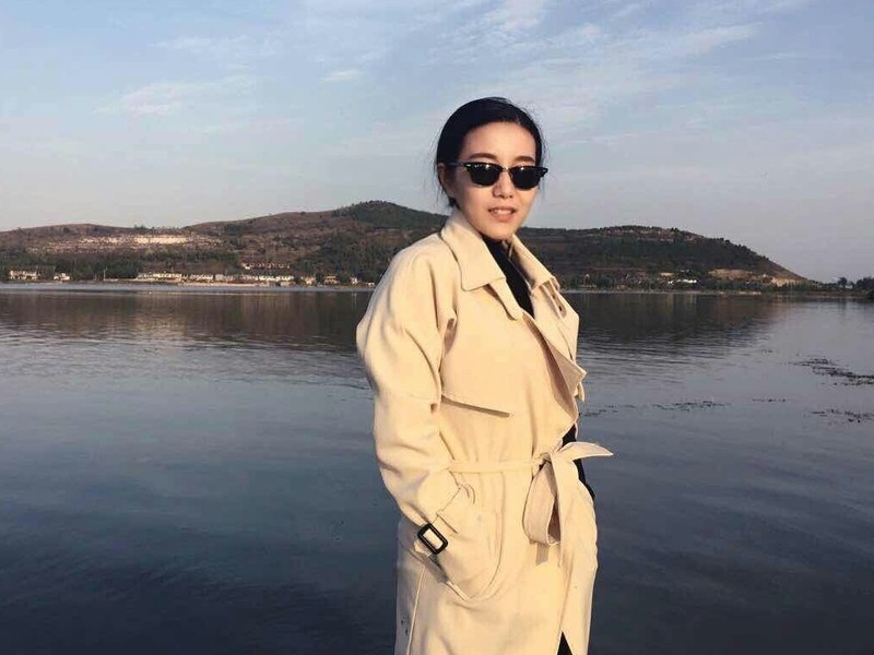 ai咪咪虾条的主播海报