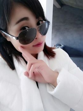 ღ佳儿ღ主播照片