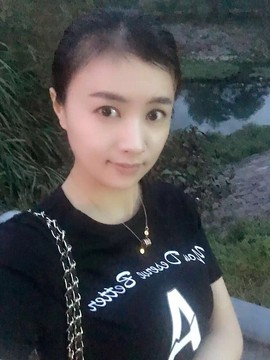 ╰∮冰封无暇主播照片