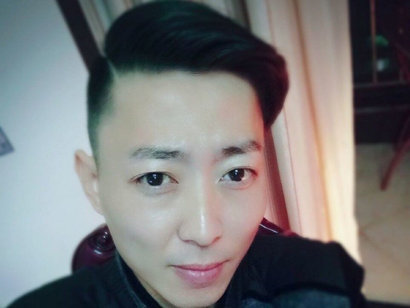 半首歌汪Sir的主播海报