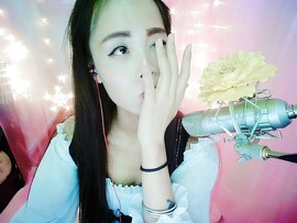 雯静的🎶风子健主播照片
