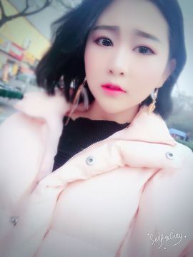 璐宝停播主播照片