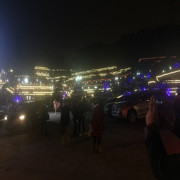 风吹杨柳微微笑海报