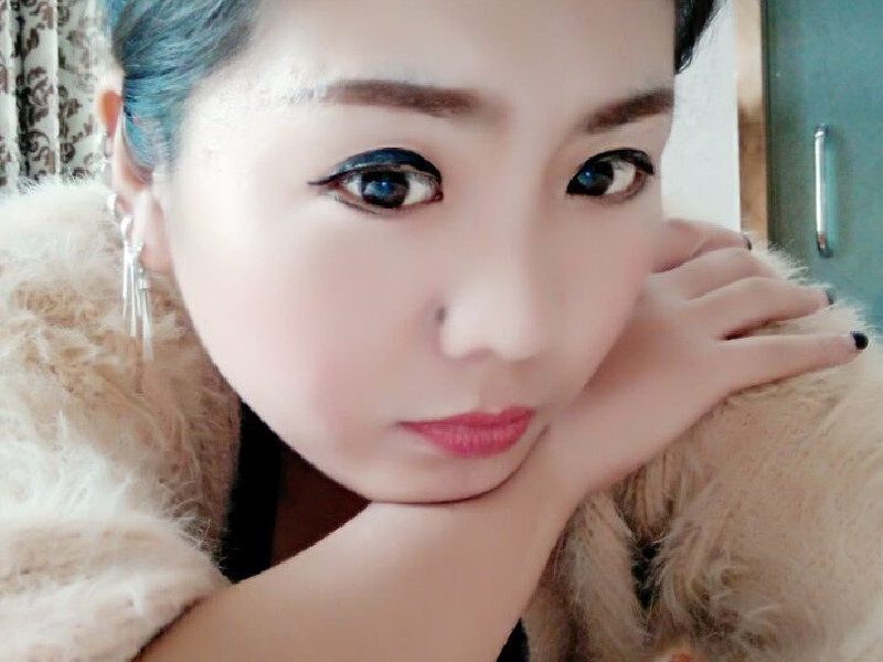 又夏萌宝的主播海报
