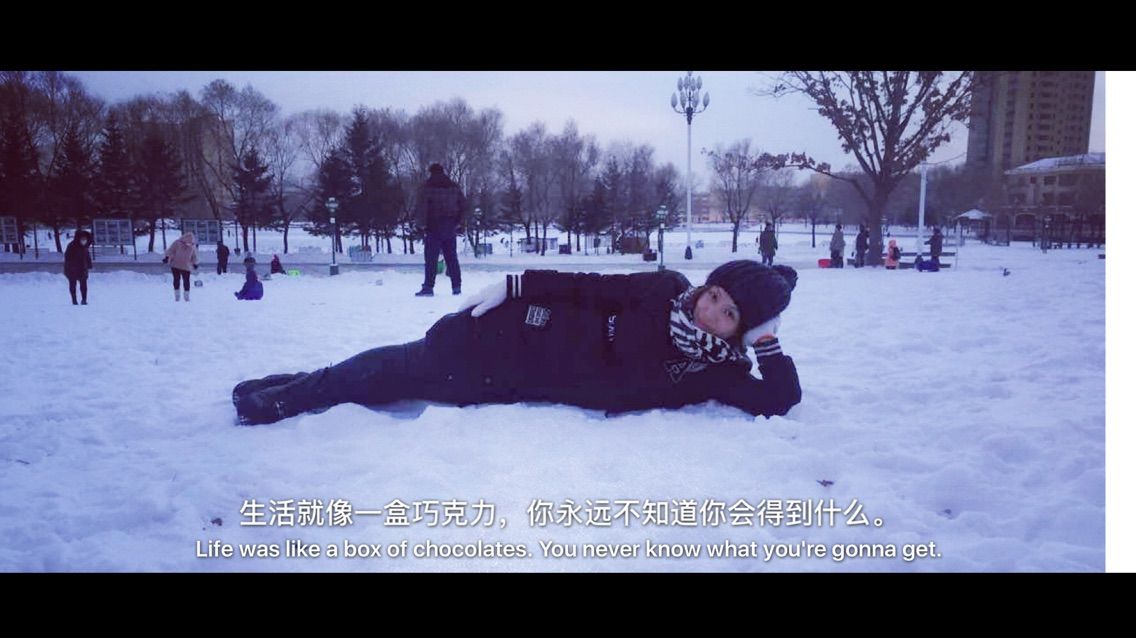 哼小闹主播照片