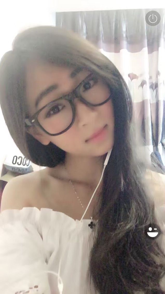 都在扯淡主播照片