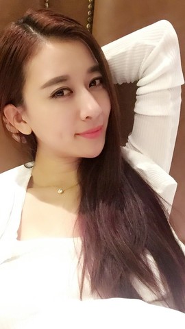 HV丿薇小爷主播照片