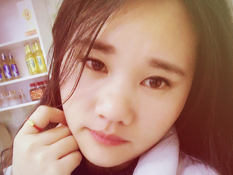芸熙宝宝💕么么哒的主播海报